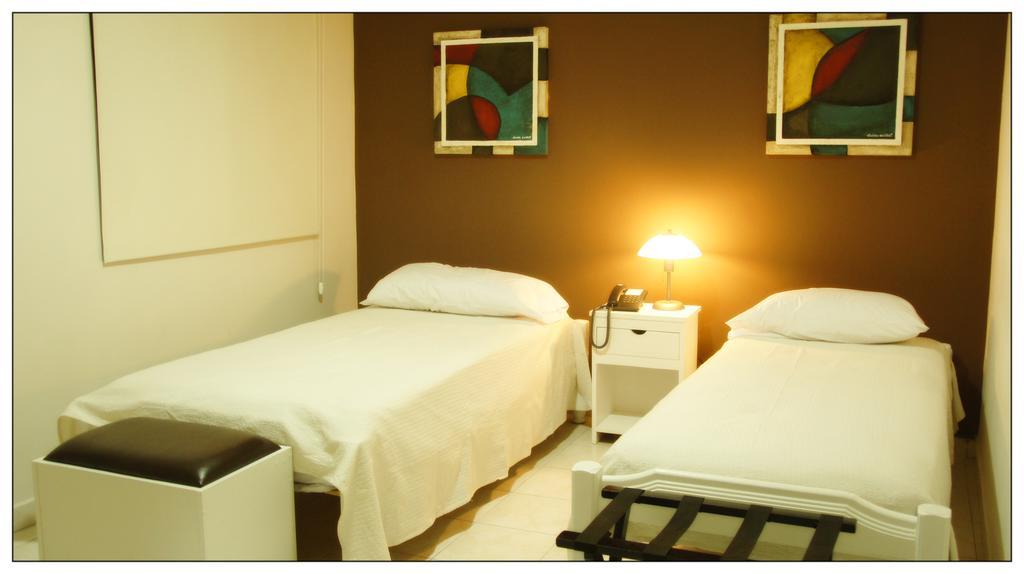 Hotel Boutique Santiago Σαντιάγο ντελ Εστέρο Δωμάτιο φωτογραφία